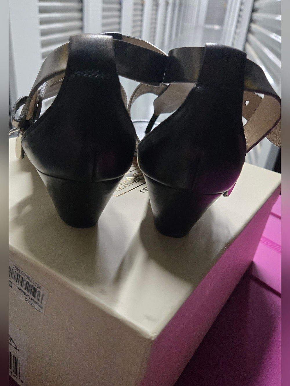 Coach Leather Sandals Black And Snakeskin Print - Picture 6 of 9
